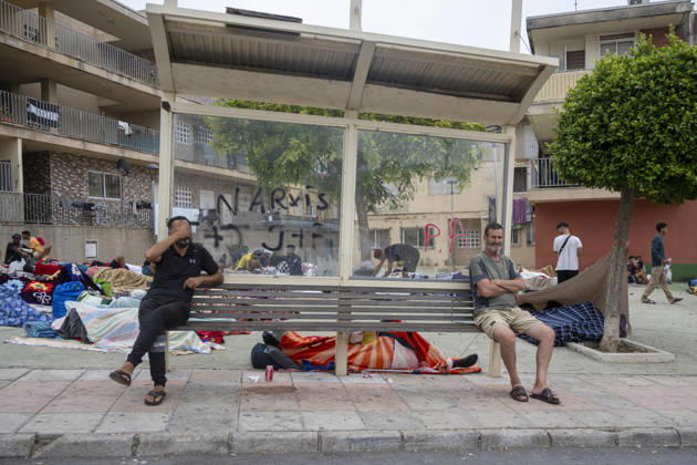 The Government Takes Control of the Port of Ceuta to Provide Humanitarian Assistance to Migrants Several migrants camped out on the street on September 6, 2026, in Ceuta, Spain. The government is taking control of the port of Ceuta to provide humanitarian assistance to migrants in tents and other spaces, as provided for in a resolution from the Ministry of Transportation and Sustainable Mobility published this Saturday and reviewed by Europa Press. Specifically, the department led by Óscar Puente authorizes the Secretary of State for Migration to temporarily use an area of 16,000 square meters of public port land located in the Poniente Expansion, Phase I, within the service area of the Port of Ceuta SEPTEMBER 5, 2026 MIGRANTS IMMIGRATION Copyright: xMarcosxMorenox 7751555
