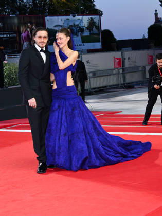 IPA88164888 - Venice, 83rd Venice International Film Festival 2026, Night 4 Red Carpet for the film *Kineo*. Pictured: Nicola Peltz and Brooklyn Beckham  Copyright: xAlbertoxTerenghi PoolxPhotoxEvenx xPoolxPhotoxEventsx08x 88164888