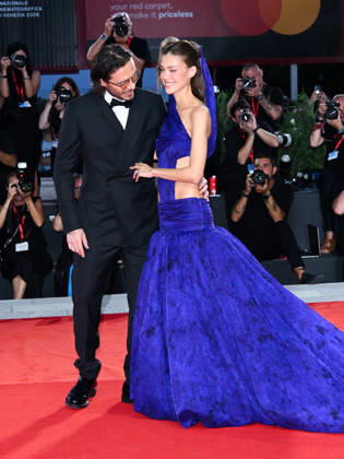 IPA88164895 - Venice, 83rd Venice International Film Festival 2026, Night 4 Red Carpet for the film *Kineo*. Pictured: Nicola Peltz and Brooklyn Beckham  Copyright: xAlbertoxTerenghi PoolxPhotoxEvenx xPoolxPhotoxEventsx08x 88164895