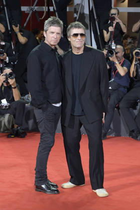 Noel Gallagher und Liam Gallagher bei der Premiere des Dokumentarfilms Oasis: Don t Look Back in Anger auf der Biennale di Venezia 2023 83. Internationale Filmfestspiele von Venedig im Palazzo del Cinema. Venedig, 05.09.2026