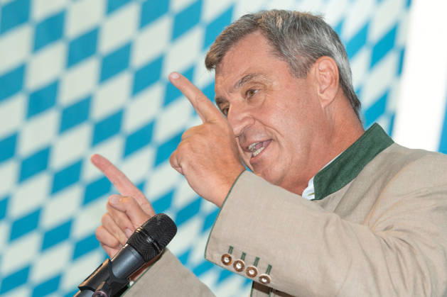 Markus Söder, Bayerischer Ministerpräsident, CSU, beim traditionellen Politischen Frühschoppen auf dem Volksfest Gillamoos, Abensberg, 07.09.2026 Deutschland, Abensberg, 7. September 2026, Markus Söder, Ministerpräsident Bayern, CSU, Rede beim traditionellen Politischen Frühschoppen auf dem Volksfest Gillamoos, Hofbräuzelt, Gillamoos Montag, Politik, Bayern,