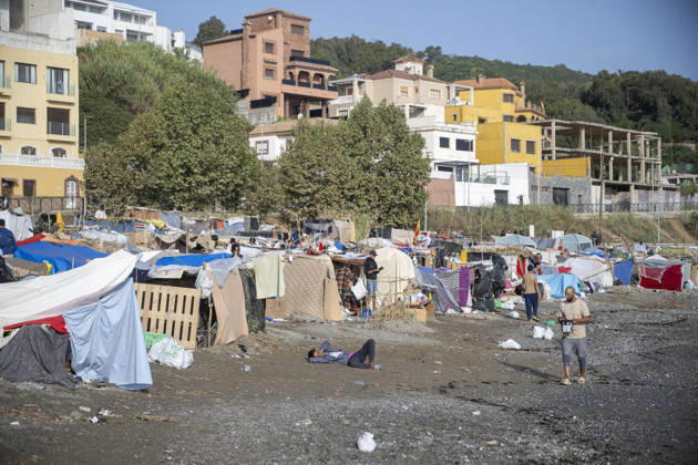 Settlements Continue on El Trampolín Beach Settlements on El Trampolín Beach, as of September 7, 2026, in Ceuta, Spain. Despite having been evicted, the camp on El Trampolín Beach resembles a makeshift city and remains occupied by people who continue to arrive in Ceuta. SEPTEMBER 7, 2026 Ceuta, Spain  Copyright: xMarcosxMorenox 7756368