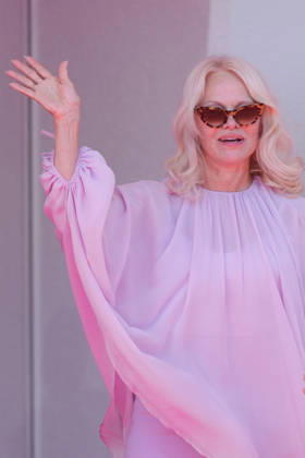 Pamela Anderson attending the presentation of the Golden Lion for Lifetime Achievement Award to Ellen Burstyn during the 83rd Venice International Film Festival at the Sala Grande on September 7, 2026, in Venice, Italy. Lucia Sabatelli, Venice, Italy Copyright: xLuciaxSabatellix xBestimagexLuciaxSabatellix xBestimagex
