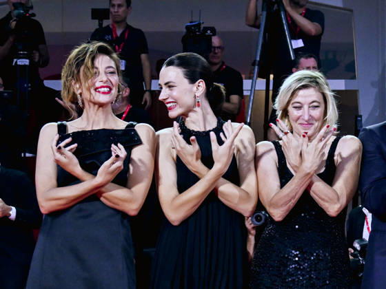 IPA88251671 - Venice, 83rd Venice International Film Festival 2026 - Night 6 - Red carpet for the film *L™Estranea* - Pictured: Jasmine Trinca, Romana Maggiora Vergano, Valeria Bruni Tedeschi,  Copyright: xManuelexMangiarottix xPoolxPhotoxEventsx08x IPA88251671