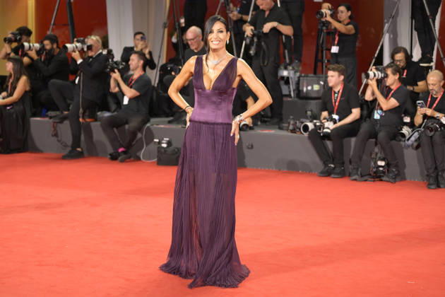 Delegazione Diva e Donna red carpet in Venice Lido - 07 Sep 2026 Elisabetta Gregoraci attends the red carpet of Delegazione during the 83rd Venice Film Festival at Palazzo del Cinema. Venice Lido Italy Copyright: xMarioxCartellix xSOPAxImagesx _DSC1011