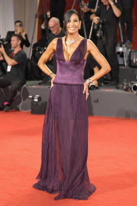Delegazione Diva e Donna red carpet in Venice Lido - 07 Sep 2026 Elisabetta Gregoraci attends the red carpet of Delegazione during the 83rd Venice Film Festival at Palazzo del Cinema. Venice Lido Italy Copyright: xMarioxCartellix xSOPAxImagesx _DSC1012