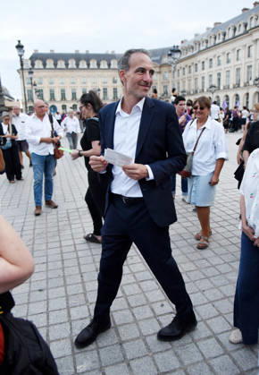 Politicians Join Feminist Coalition Press Briefing For Loi Integrale Against Sexual Violence - Paris Raphael Glucksmann during the rally against sexual violence for a comprehensive law Loi Integrale in front of the Ministry of Justice at Place Vendome in Paris, France on September 7, 2026. Photo by Alain Apaydin ABACAPRESS.COM Paris France  Copyright: xApaydinxAlain ABACAx