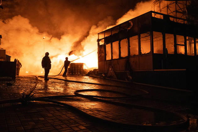 State Emergency Service rescue workers extinguish a fire at a warehouse in the Holosiivskyi district caused by a Russian attack, Kyiv, Ukraine, September 8, 2026. On Tuesday night, September 8, Russian forces launched another massive strike on the Ukrainian capital with ballistic and cruise missiles, as well as jet UAVs. The attack caused significant damage to civilian infrastructure, residential areas, and business facilities. Three people were killed, and 19 were injured. (Photo by Danylo Antoniuk Ukrinform) Destruction and fires reported across Kyiv districts after Russian attack Copyright: xDanyloxAntoniukx