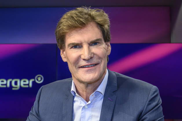 v.l. Carsten Maschmeyer (Unternehmer), GER, Berlin, Studio, zu Gast bei Maischberger, politische Talkshow, TV, Format, mit Moderatorin Sandra Maischberger, Das Erste, aus Adlershof Am Studio 20, 08.09.2026, Copyright: HMBxMedia UwexKoch