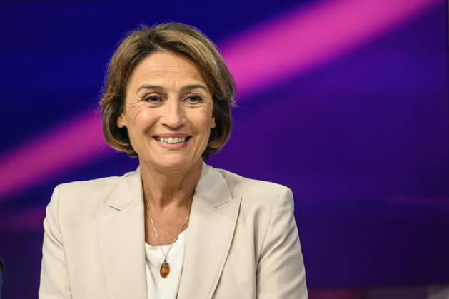 v.l. Sandra Maischberger, GER, Berlin, Studio, zu Gast bei – Maischberger, politische Talkshow, TV, Format, mit Moderatorin – Sandra Maischberger, Das Erste, aus Adlershof – Am Studio 20, 08.09.2026, Copyright: HMBxMedia UwexKoch