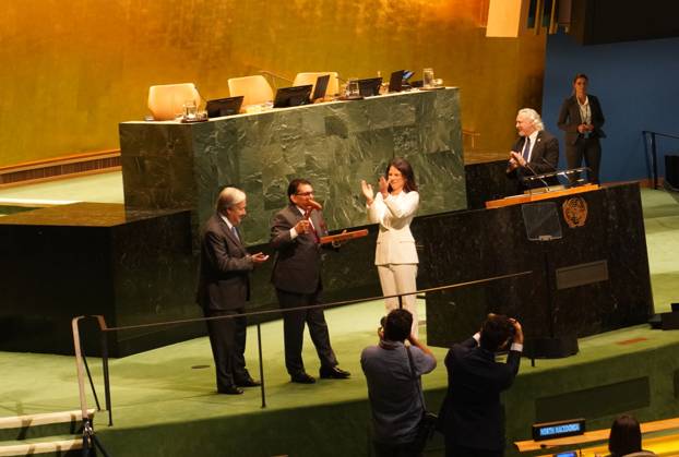 (260908) -- UNITED NATIONS, Sept. 8, 2026 -- Khalilur Rahman (2nd L), president of the 81st session of the UN General Assembly, takes over the gavel at the closing meeting of the 80th UN General Assembly at the UN headquarters in New York, Sept. 8, 2026. Outgoing UN General Assembly (UNGA) President Annalena Baerbock declared the 80th UNGA session closed on Tuesday, concluding a year marked by efforts to reform the United Nations, uphold the UN Charter and advance the process for selecting the next secretary-general. ) UN-GENERAL ASSEMBLY-80TH SESSION-CLOSING ZhangxFengguo 