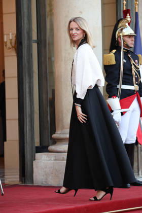 DiÌ‚ner d Etat en l honneur de Mr LEE Jae Myung, PreÌsident de la ReÌpublique de CoreÌe Delphine Arnault Emmanuel Macron et Brigitte Macron recoivent Mr LEE Jae Myung, PreÌsident de la ReÌpublique de CoreÌe et son à pouse, Kim Hye-kyung, à l occasion d un diner d à tat au Palais de l Elysà e à Paris, le 8 septembre 2026. French President, Emmanuel Macron and his wife, Brigitte Macron hosted Mr. LEE Jae Myung, President of the Republic of Korea, and his wife, Kim Hye-kyung, at a state dinner at the Elysà e Palace in Paris on September 8, 2026. Copyright: xFabricexChasseryx