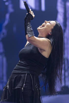 Evanescence perform at Leeds Arena Amy Lee of Evanescence performs at First Direct Arena, Leeds, England, 8th September 2026, Credit:Mike Gray MIKE GRAY - B4227 Avalon  Copyright: xMikexGrayx xMIKExGRAYx-xB4227x xAvalonx 1132640799