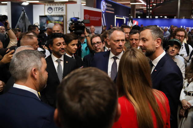 34th International Defense Industry Exhibition In Kielce David J in Kielce, Poland, on September 8, 2026. McGuinty, Minister of National Defense of Canada, and Wladyslaw Kosiniak-Kamysz, Deputy Prime Minister and Minister of National Defense of Poland, attend the 34th International Defense Industry Exhibition at Targi Kielce in Kielce, Poland, on September 8, 2026. The International Defense Industry Exhibition (MSPO) is the largest defense fair in Central and Eastern Europe. During the event, representatives of state authorities, defense ministers, and delegations of military staffs meet, and the most modern defense systems, military technologies and military projects are presented. Kielce Poland  Copyright: xKlaudiaxRadeckax originalFilename: radecka-34thinte260908_npmsH.jpg