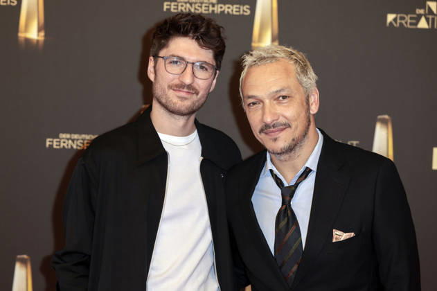 Philip Peschlow mit Gast bei der Verleihung des Deutschen Fernsehpreises 2026 - Die Nacht der Kreativen in der Flora. Köln, 08.09.2026
