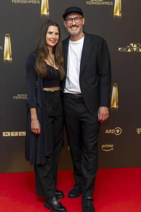 ABB KREATIVE- Marco Rottig weibliche Begleitung zu Gast auf dem roten Teppich bei der Gala Die Nacht der Kreativen Der Deutsche Fernsehpreis 2026 in der Flora am 08.09.2026 in Koeln NRW Deutschland