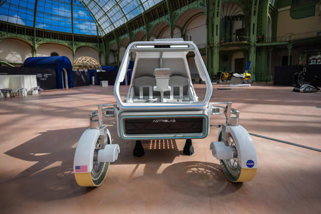 International Space Summit in Paris Aurelien Morissard MAXPPP MAXPPP Paris Sept. 9, 2026 An Astrolab lunar vehicle is seen at the Grand Palais ahead of the opening of a two-day International Space Summit in Paris, France, on Wednesday, Sept. 9, 2026 Aurelien Morissard MAXPPP Paris, France  Copyright: xMAXPPPxAurelienxMorissard MAXPPPx MOR202609099828 MOR202609099828