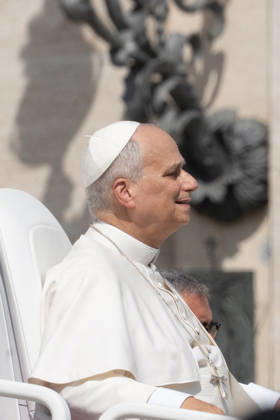 Pope Leo XIV At Weekly General Audience - Vatican City His Holiness Pope Leo XIV attends the weekly general audience at St Peter s Square in Vatican City, Vatican City on September 9, 2026. Photo by Andrea Bracaglia ABACAPRESS.COM Vatican Vatican City Vatican (or Holy See)  Copyright: xBracagliaxAndrea ABACAx