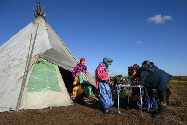 Russia Parliamentary Election Early Voting 9239447 09.09.2026 Members of a local indigenous community prepare to vote during the early voting in remote areas ahead of State Duma elections at a reindeer camping ground, in Yamalo-Nenets Autonomous Area, Russia. Russians will vote in State Duma, the lower house of parliament, and municipal elections over three days, from September 18-20. Alexandr Kryazhev Sputnik Yamalo-Nenets Autonomous Area Russia  Copyright: xAlexandrxKryazhevx