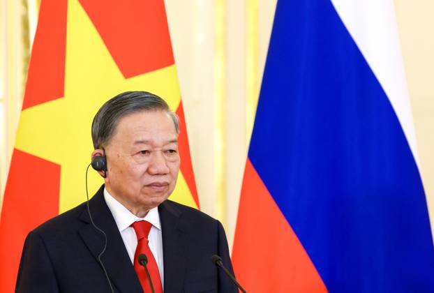 Russia Vietnam 9239590 09.09.2026 Vietnamese President To Lam takes part with Russian President Vladimir Putin via videoconference in the opening of a laboratory for the study and prevention of infectious diseases at the Joint Russian-Vietnamese Tropical Research and Technology Centre in Hanoi during their meeting at the Kremlin in Moscow, Russia. Geodakyan Artem Sputnik Moscow Russia  Copyright: xGeodakyanxArtemx