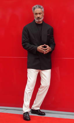 83rd Venice International Film Festival - 09 09 2026 VENICE, ITALY - SEPTEMBER 09: Taika Waititi attends the Place To Be Screening during the 83rd Venice International Film Festival at Sala Giardino on September 09, 2026 in Venice, Italy..Photo: Laurent Lairys. . venise  Copyright: xLaurentxLairysx
