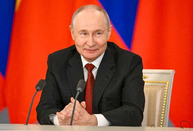 Russia Vietnam 9239781 09.09.2026 Russian President Vladimir Putin makes statements to the press with Vietnamese President To Lam following their meeting at the Kremlin in Moscow, Russia. Alexey Maishev Sputnik Moscow Russia  Copyright: xAlexeyxMaishevx
