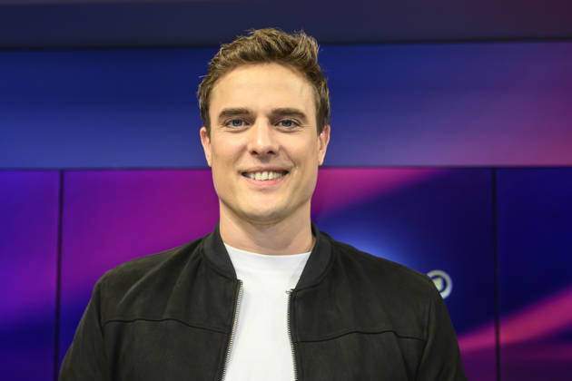im Bild v.l.: Constantin Schreiber (Axel Springer), GER, Berlin, Studio, zu Gast bei Maischberger, politische Talkshow, TV, Format, mit Moderatorin Sandra Maischberger, Das Erste, aus Adlershof Am Studio 20, 09.09.2026, Copyright: HMBxMedia UwexKoch