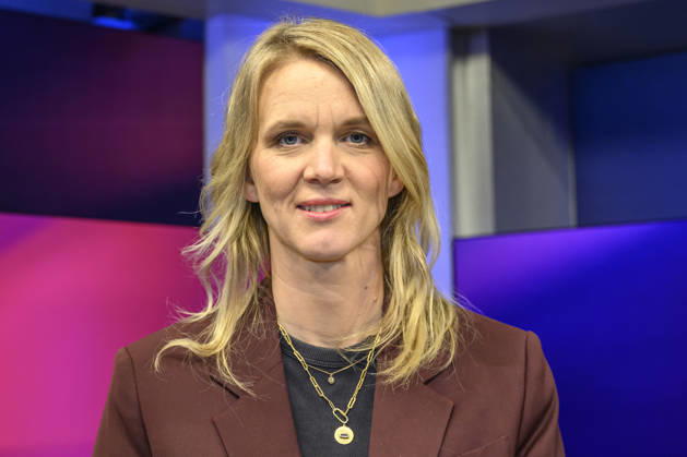 im Bild v.l.: Julie Kurz (ARD), GER, Berlin, Studio, zu Gast bei Maischberger, politische Talkshow, TV, Format, mit Moderatorin Sandra Maischberger, Das Erste, aus Adlershof Am Studio 20, 09.09.2026, Copyright: HMBxMedia UwexKoch