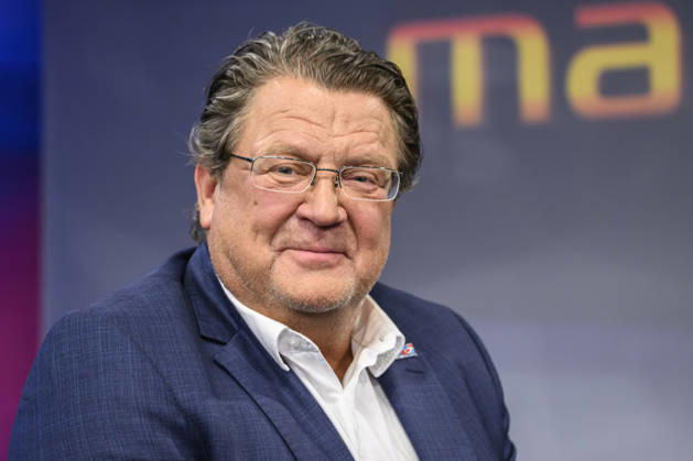 im Bild v.l.: Stephan Brandner, AfD (Mitglied des Rechtsausschusses), GER, Berlin, Studio, zu Gast bei Maischberger, politische Talkshow, TV, Format, mit Moderatorin Sandra Maischberger, Das Erste, aus Adlershof Am Studio 20, 09.09.2026, Copyright: HMBxMedia UwexKoch