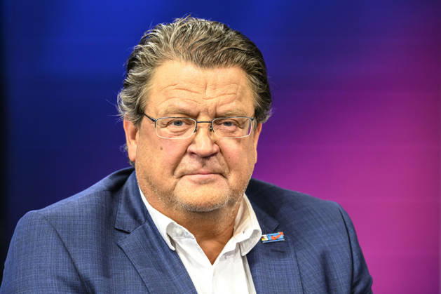 im Bild v.l.: Stephan Brandner, AfD (Mitglied des Rechtsausschusses), GER, Berlin, Studio, zu Gast bei Maischberger, politische Talkshow, TV, Format, mit Moderatorin Sandra Maischberger, Das Erste, aus Adlershof Am Studio 20, 09.09.2026, Copyright: HMBxMedia UwexKoch