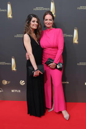 Linda Zervakis und Natalia Woerner bei der Verleihung vom Deutschen Fernsehpreis am 9.09.2026 in Koeln Linda Zervakis and Natalia Woerner arrive for the annual German Television Awards (Deutscher Fernsehpreis) at Confex-Center on September 09, 2026 in Cologne, Germany Deutscher Fernsehpreis Verleihung 2026 in Koeln