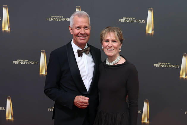 Peter Kloeppel und Carol Kloeppel bei der Verleihung vom Deutschen Fernsehpreis am 9.09.2026 in Koeln Peter Kloeppel and Carol Kloeppel arrive for the annual German Television Awards (Deutscher Fernsehpreis) at Confex-Center on September 09, 2026 in Cologne, Germany Deutscher Fernsehpreis Verleihung 2026 in Koeln