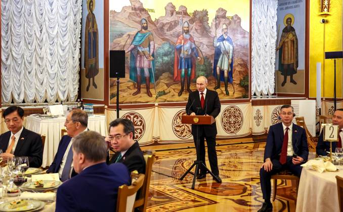 Russia Vietnam 9239820 09.09.2026 Russian President Vladimir Putin speaks at a state dinner for Vietnamese President To Lam at the Kremlin in Moscow, Russia. Alexander Kazakov Sputnik Moscow Russia  Copyright: xAlexanderxKazakovx