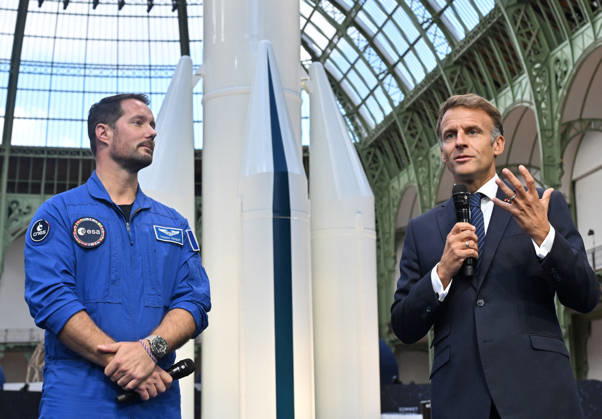 Thomas Pesquet and Emmanuel Macron, President of the French Republic, E. Macron, President of the French Republic, at the International Space Summit on September 10, 2026, at the Grand Palais in Paris, September 9, 2026. Nearly 1,100 companies from the space sector will also be present at the Grand Palais, demonstrating the exceptional mobilization of the global space ecosystem around this event, organized by France and Germany. The Summit will address all issues related to the development and innovation of the space sector through three key themes: 1) tackling the challenges of the global space economy through international cooperation; 2) advancing science, technology, and space exploration from an international perspective; and 3) ensur Copyright: xChristianxLiewigx xBestimagexChristianxLiewigx xBestimagex
