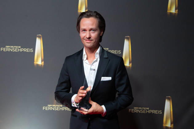Preistraeger Tom SCHILLING, Bester Schauspieler, Verleihung des Deutschen Fernsehpreises, Der Deutsche Fernsehpreis 2026, Deutscher Fernsehpreis 2026 im Confex Koeln, am 09.09.2025.