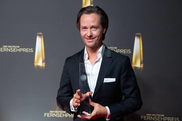 Entertainment Bilder des Tages #2 Preistraeger Tom SCHILLING, Bester Schauspieler, Verleihung des Deutschen Fernsehpreises, Der Deutsche Fernsehpreis 2026, Deutscher Fernsehpreis 2026 im Confex Koeln, am 09.09.2025.