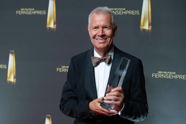 Moderator Peter KLOEPPEL erhaelt den Deutschen Fernsehpreis fuer sein Lebenswerk Verleihung des Deutschen Fernsehpreises, Der Deutsche Fernsehpreis 2026, Deutscher Fernsehpreis 2026 im Confex Koeln, am 09.09.2025.