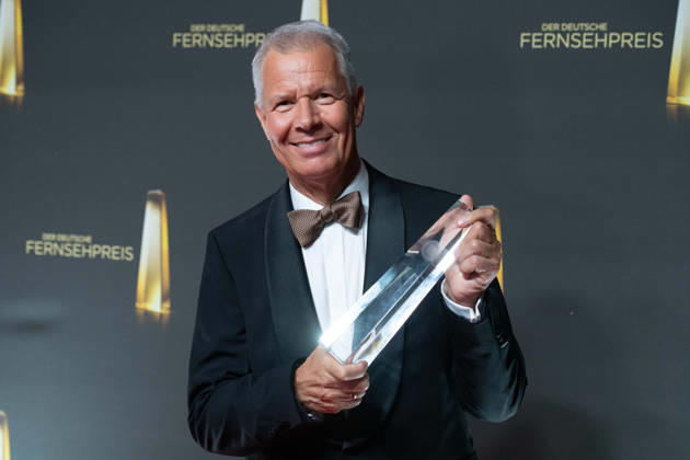 Moderator Peter KLOEPPEL erhaelt den Deutschen Fernsehpreis fuer sein Lebenswerk Verleihung des Deutschen Fernsehpreises, Der Deutsche Fernsehpreis 2026, Deutscher Fernsehpreis 2026 im Confex Koeln, am 09.09.2025.