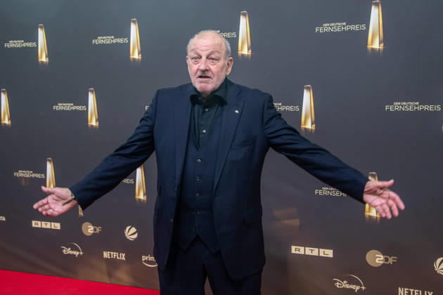 Leonard LANSINK, Schauspieler, Roter Teppich, Red Carpet Show, Ankunft, arrival, Verleihung des Deutschen Fernsehpreises, Der Deutsche Fernsehpreis 2026, Deutscher Fernsehpreis 2026 im Confex Koeln, am 09.09.2025.