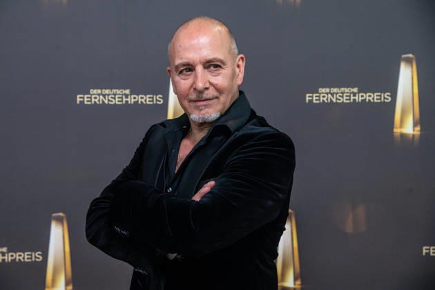 Erdogan ATALAY, Schauspieler, Roter Teppich, Red Carpet Show, Ankunft, arrival, Verleihung des Deutschen Fernsehpreises, Der Deutsche Fernsehpreis 2026, Deutscher Fernsehpreis 2026 im Confex Koeln, am 09.09.2025.