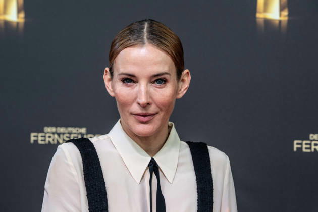 Jeannine MICHAELSEN, Moderatorin, Roter Teppich, Red Carpet Show, Ankunft, arrival, Verleihung des Deutschen Fernsehpreises, Der Deutsche Fernsehpreis 2026, Deutscher Fernsehpreis 2026 im Confex Koeln, am 09.09.2025.