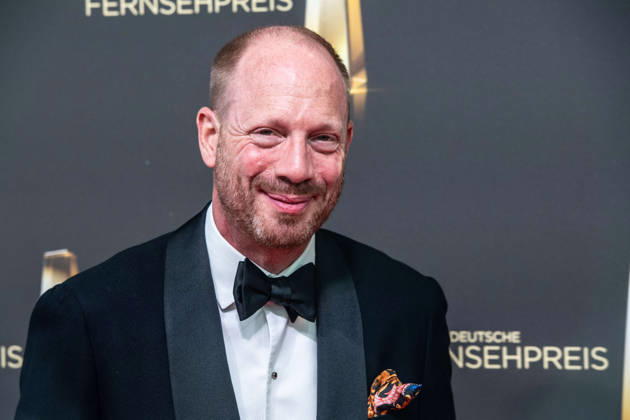 Johann von BUELOW, Bülow, Schauspieler, Roter Teppich, Red Carpet Show, Ankunft, arrival, Verleihung des Deutschen Fernsehpreises, Der Deutsche Fernsehpreis 2026, Deutscher Fernsehpreis 2026 im Confex Koeln, am 09.09.2025.