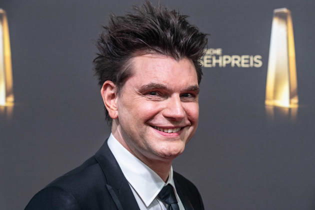 Lutz VAN DER HORST, Moderator, Roter Teppich, Red Carpet Show, Ankunft, arrival, Verleihung des Deutschen Fernsehpreises, Der Deutsche Fernsehpreis 2026, Deutscher Fernsehpreis 2026 im Confex Koeln, am 09.09.2025.
