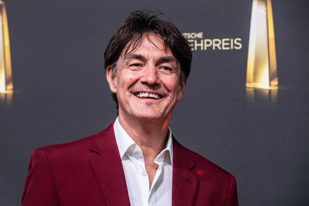 Matthias Matze KNOP, Comedian, Roter Teppich, Red Carpet Show, Ankunft, arrival, Verleihung des Deutschen Fernsehpreises, Der Deutsche Fernsehpreis 2026, Deutscher Fernsehpreis 2026 im Confex Koeln, am 09.09.2025.