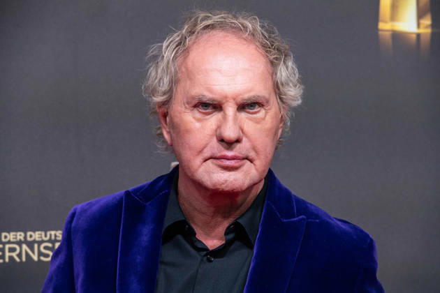Uwe OCHSENKNECHT, Schauspieler, Roter Teppich, Red Carpet Show, Ankunft, arrival, Verleihung des Deutschen Fernsehpreises, Der Deutsche Fernsehpreis 2026, Deutscher Fernsehpreis 2026 im Confex Koeln, am 09.09.2025.