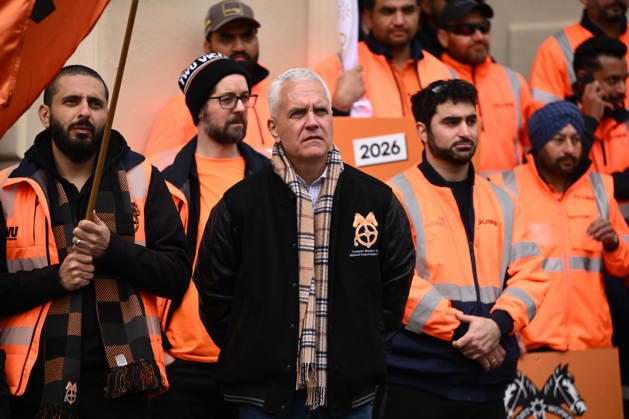 TWU STRIKE MELBOURNE, TWU National Secretary Michael Kaine as Transport Workers Union (TWU) members strike at Victorian Trades Hall in Carlton, Melbourne, Thursday, September 10, 2026. Thousands of transport workers start a 24-hour strike for a fight for safe, secure jobs. ( NO ARCHIVING MELBOURNE VICTORIA AUSTRALIA  Copyright: xJOELxCARRETTx 20260910144018152851