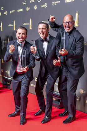 ABB FERNSEHPREIS- Alexander Kumptner, Ali Güngoermuess und Frank Rosin Preistraeger mit dem Fernsehpreis Moderatorin zu Gast auf dem roten Teppich bei der Gala zr verleihung des Der Deutsche Fernsehpreis 2026 iim Confex Center am 09.09.2026 in Koeln NRW Deutschland