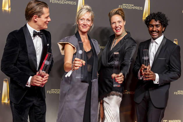 ABB FERNSEHPREIS- Max von der Groeben Anna Schudt Preistraeger mit dem Fernsehpreis zu Gast auf dem roten Teppich bei der Gala zr verleihung des Der Deutsche Fernsehpreis 2026 iim Confex Center am 09.09.2026 in Koeln NRW Deutschland