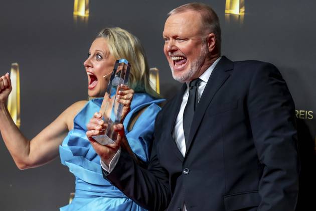 ABB FERNSEHPREIS- Barbara Schoeneberger und Stefan Raab Preistraeger mit dem Fernsehpreis zu Gast auf dem roten Teppich bei der Gala zr verleihung des Der Deutsche Fernsehpreis 2026 iim Confex Center am 09.09.2026 in Koeln NRW Deutschland