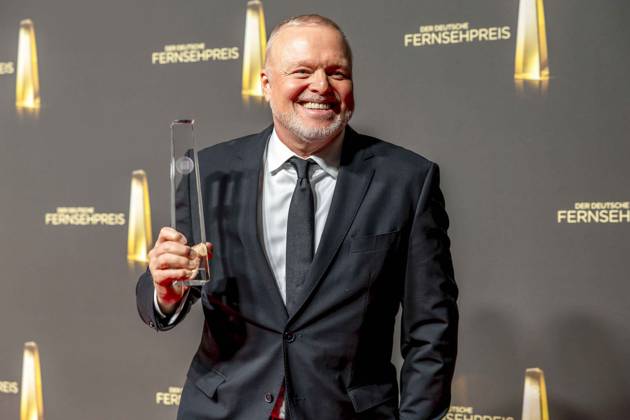 ABB FERNSEHPREIS- Stefan Raab Preistraeger mit dem Fernsehpreis zu Gast auf dem roten Teppich bei der Gala zr verleihung des Der Deutsche Fernsehpreis 2026 im Confex Center am 09.09.2026 in Koeln NRW Deutschland